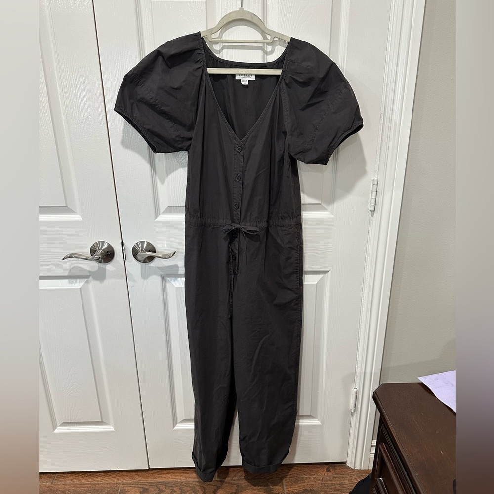 S/S long romper. Super cute and comfy
